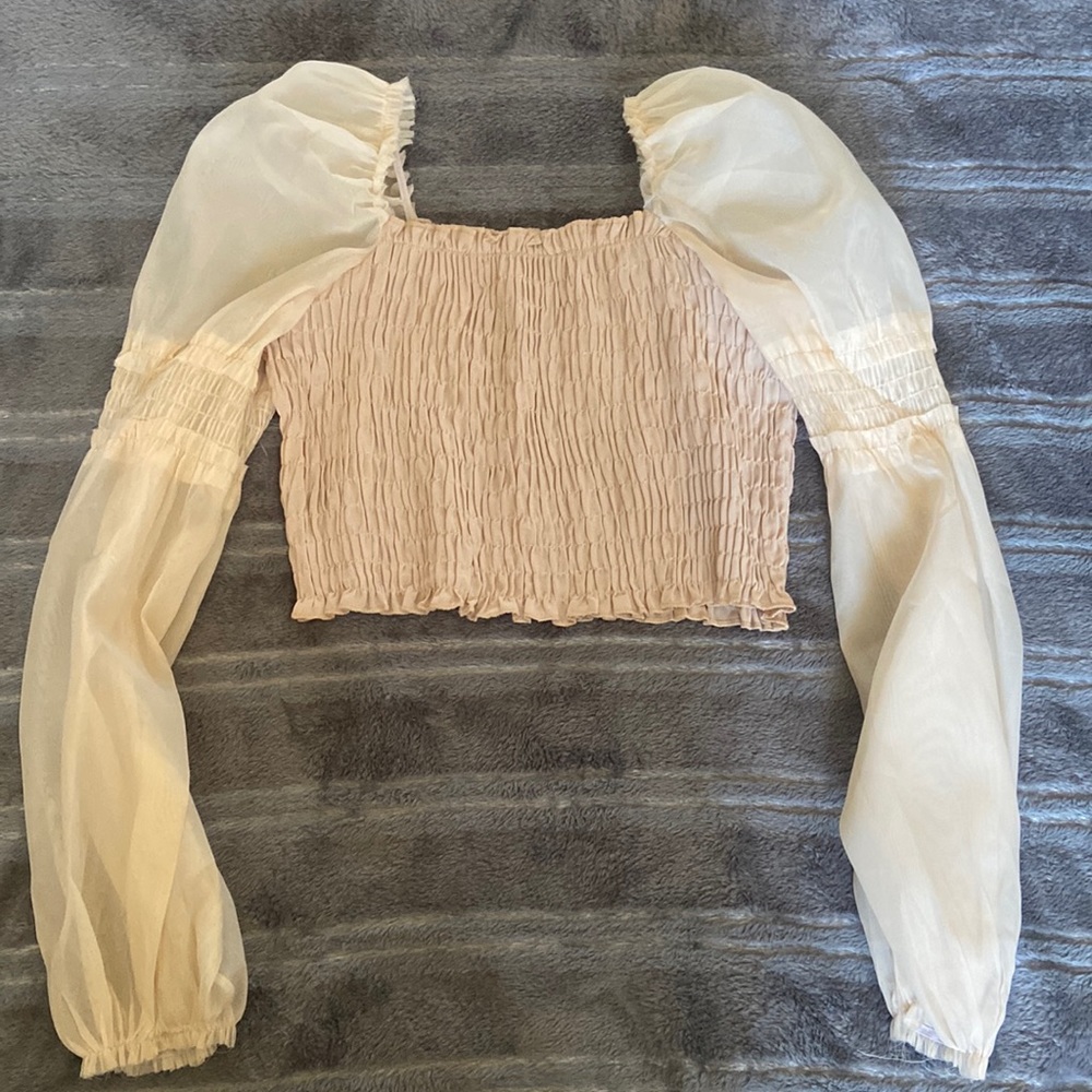 Bishop Sleeve Crop Top